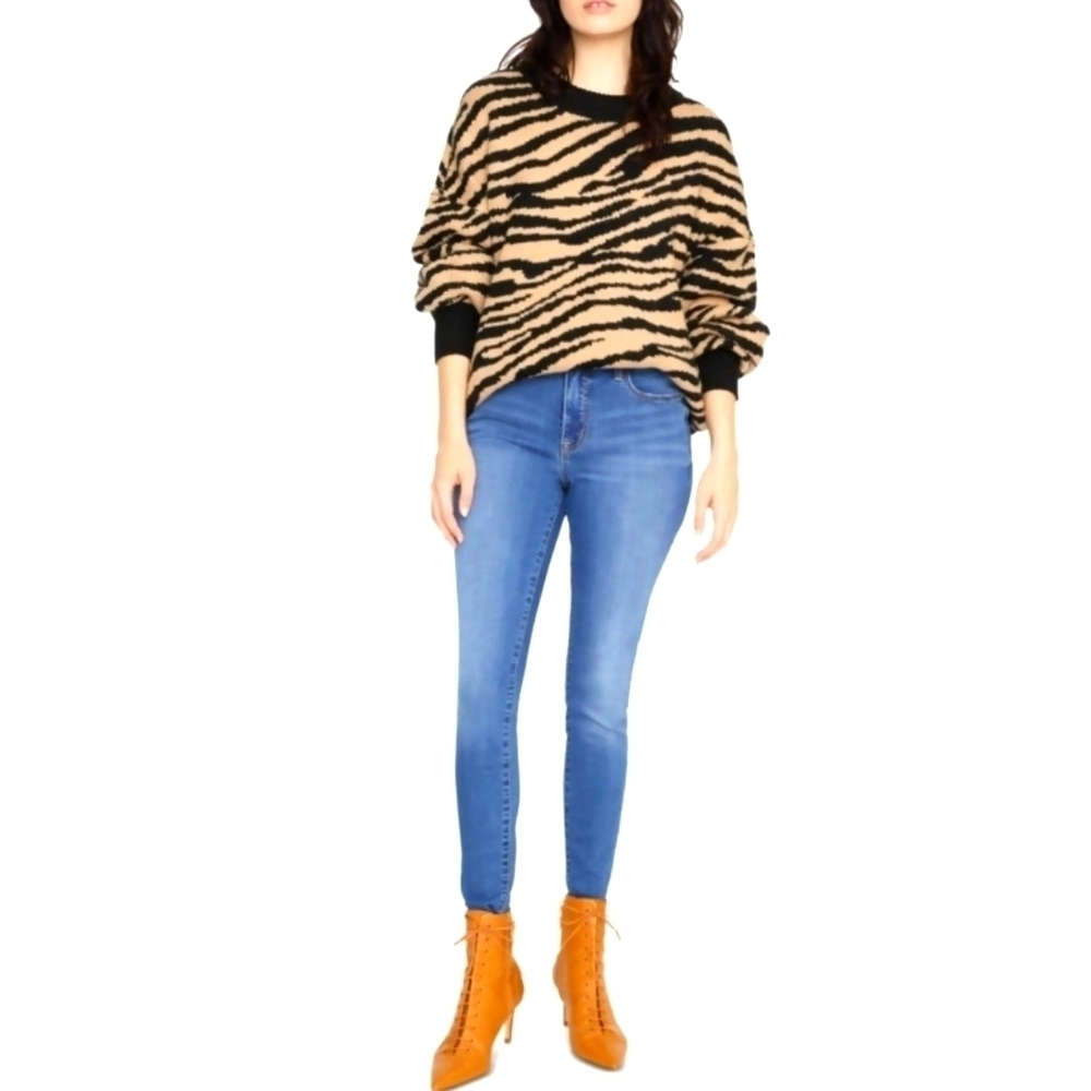 SANCTUARY zebra print long sleeves sweater
